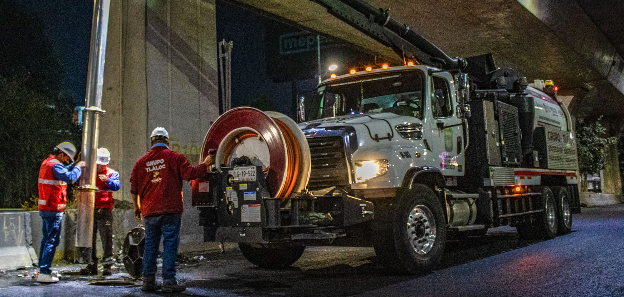 Vac truck night crew